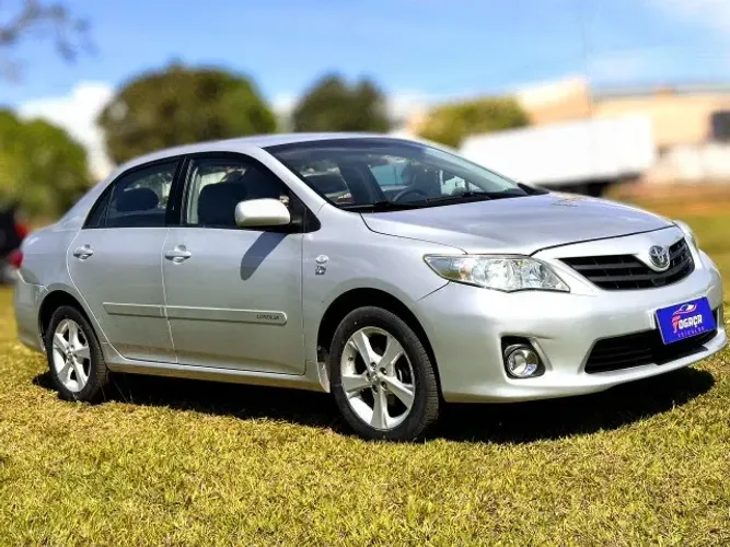 Toyota Corolla XLI 1.8/1.8 Flex 16V Aut. 2013