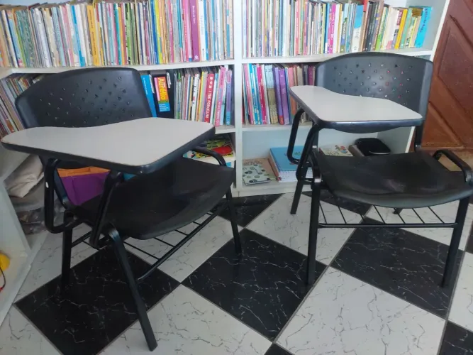 Cadeiras escolares