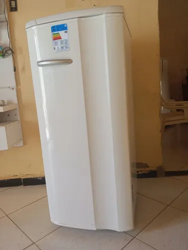 Freezer Eletrolux de Dupla Ação em Congelamento 