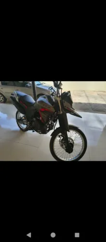 Troco Lander em Carro