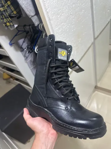 COTURNO MILITAR KALLUCCI NOVO TAM 39