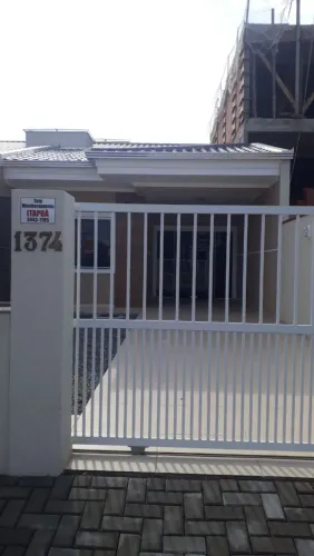 Casa 3 quartos 2 banheiros em Itapoá