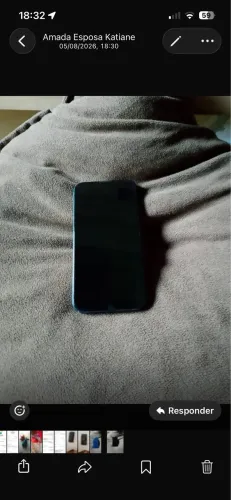 Vendo celular iPhone 13,novo sem nenhum detalhe.Valor 3 mil reais.Tratar *71
