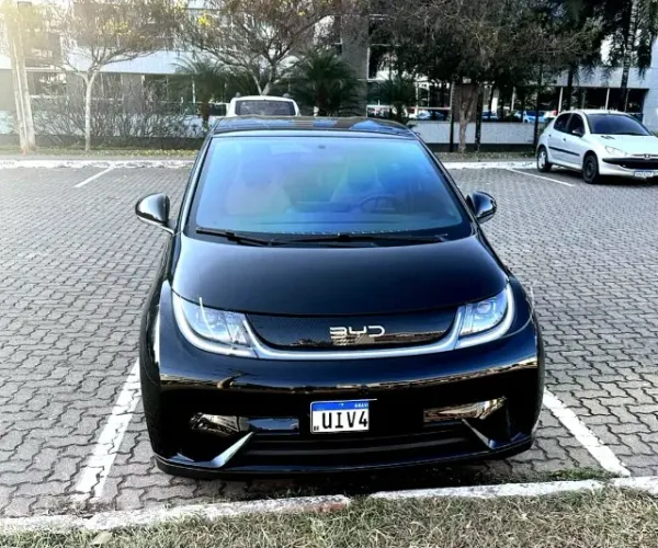 BYD Dolphin EV (Elétrico) 2026