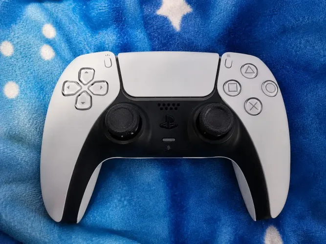 CONTROLE (NOVO)  DUALSENSE BRANCO ORIGINAL PS5 COM BOTÕES PERSONALIZÁVEIS 