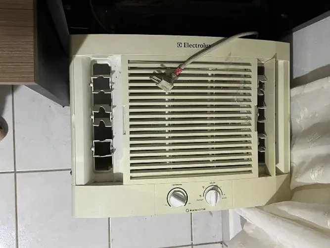Ar condicionado de janela Electrolux 7.500 btus