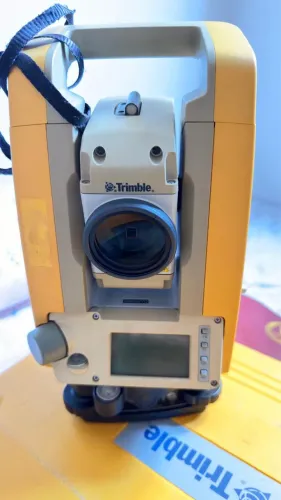 Estação total trimble M3 DR 2? 2? sem prisma topografia - ótimo preço 