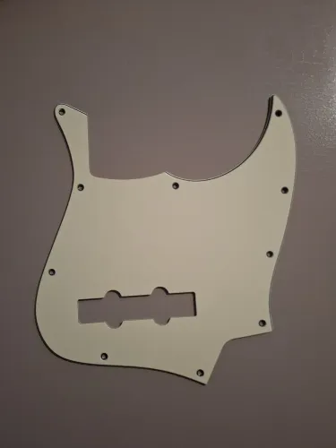 Escudo Baixo Jazz Bass Tagima TW 73 - Branco