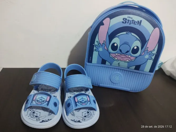 Sandália Stitch tamanho 22 semi nova acompanha mochila