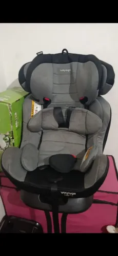 Vendo esta cadeirinha de carro
