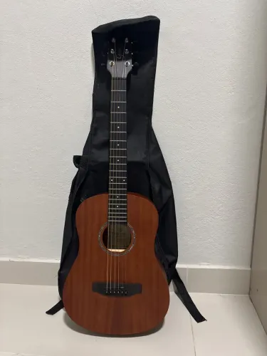 Violão giannini baby