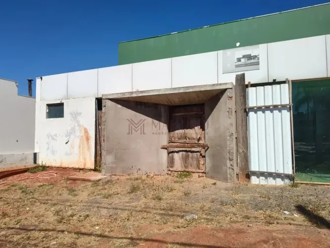Ponto Comercial para aluguel com 300 m² e 1 quarto em Vila Aviação, Bauru - SP