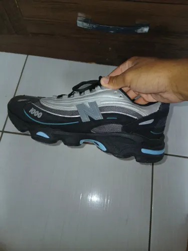 Tênis New Balance 1000