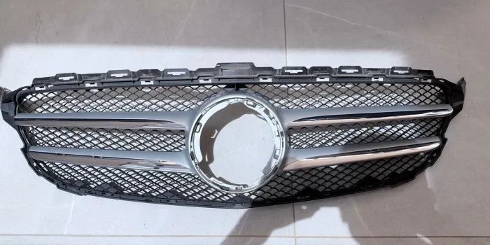 Grade Original Mercedes-Benz C180 2019 - Impecável