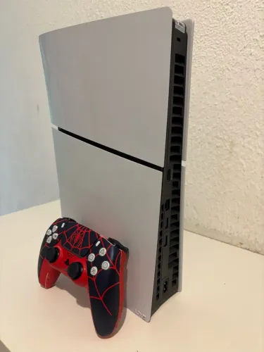 Playstation 5 Slim 825 GB