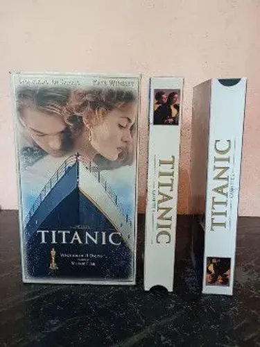 VHS TITANIC VERSÃO LEGENDADO