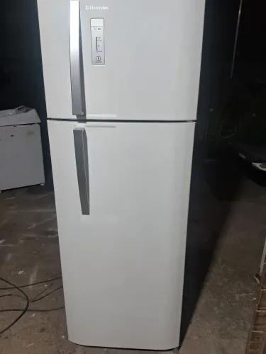 Geladeira Electrolux frost free