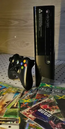 Xbox 360 slim | Funcionando perfeitamente 