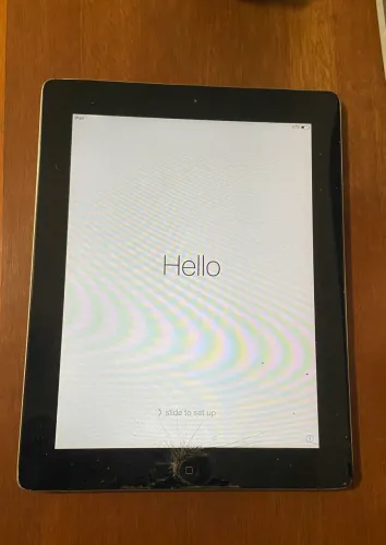 iPad 2 (funcionando, porém com tela trincada)