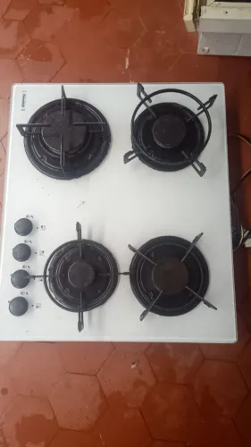 Fogão quatro bocas 