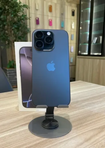 iPhone 16 Pro 256GB Preto - Seminovo