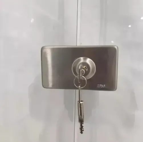 Fechadura Para Portas Pivotante de Giro Chave Tetra Auto blocável Aço Inox Usado