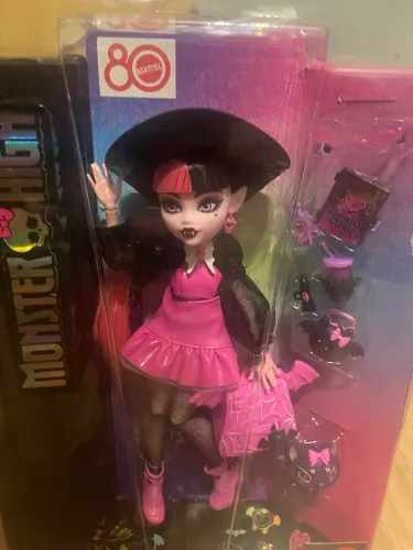 Monster high Draculaura 