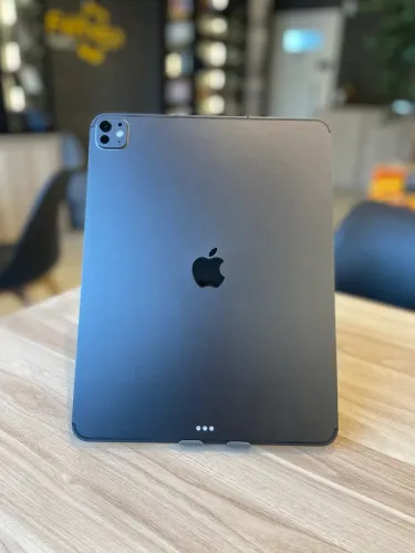 iPad Pro M5 13pol 1TB Wifi+Cell Nano Textura Preto 100%