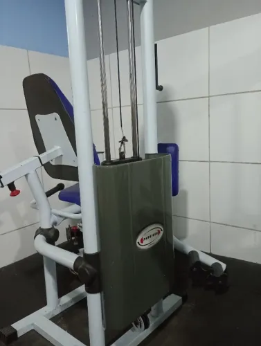 Máquina academia