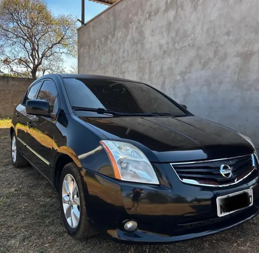 Nissan Sentra S 2.0/ 2.0 Flex Fuel 16V Aut. 2011