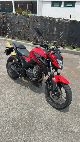 CB300 F Twister