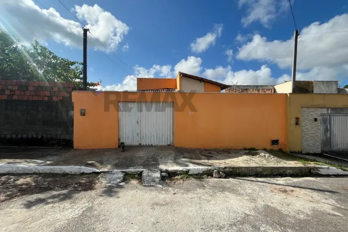 Encontre Seu Lar Perfeito no Centro de Extremoz - RN [Aceita financiamento]