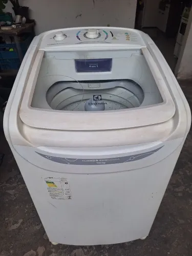 Vendo Máquina Electrolux 10kg Usada Uberaba MG