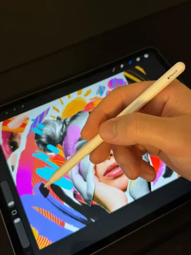 Ipad Pro com Apple Pencil e Smart Keyboard Folio