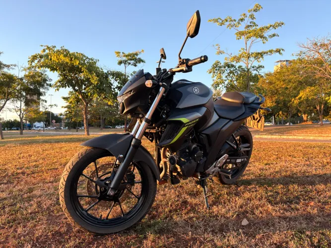 Vendo Yamaha Fazer 250 Flex - 2024 Seminova
