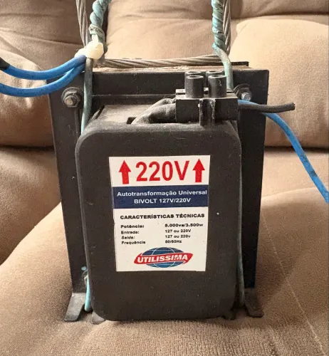 Transformador Universal BIVOLT 127V/220V