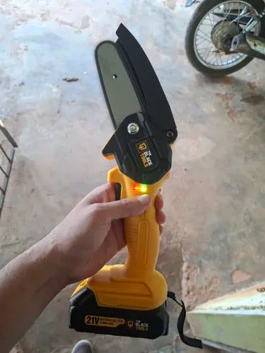 Vende-se Mini motosserra