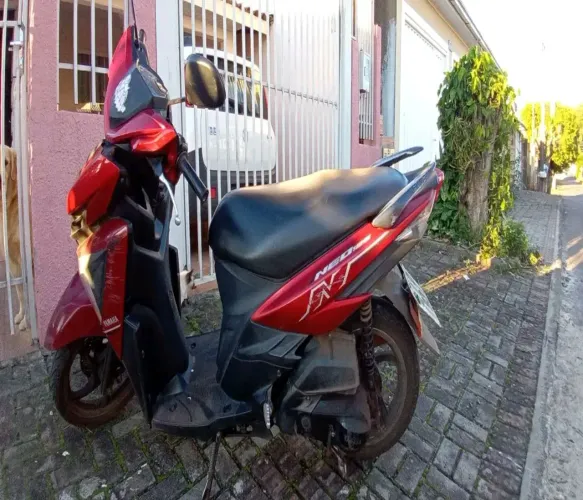 Vende-se moto neo 125 Yamaha