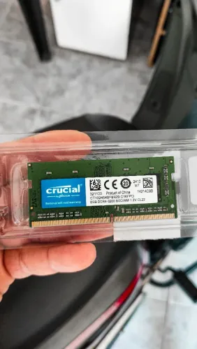 Memória RAM Crucial 8GB DDR4 3200MHz