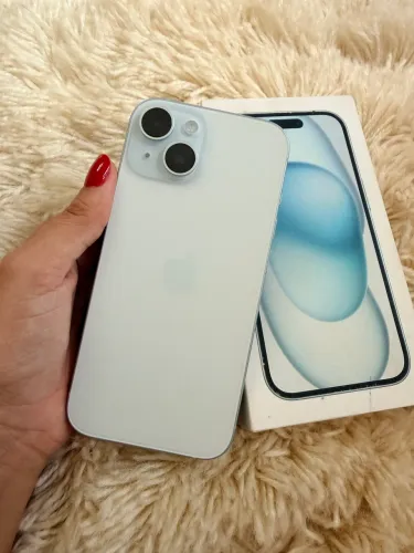 iPhone 15, bateria 99%, garantia Apple 15/11/2026