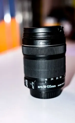 Lente Canon 18-135mm STM