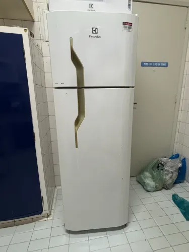 Geladeira Electrolux DC35A