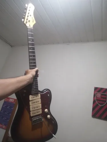 Guitarra Tagima