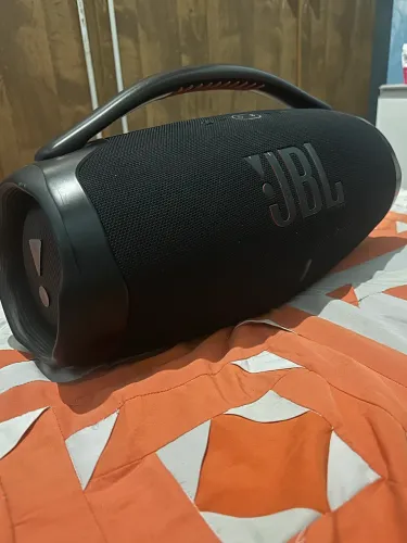 JBL boombox 3