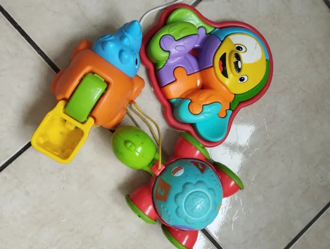 Brinquedos variados infantil 