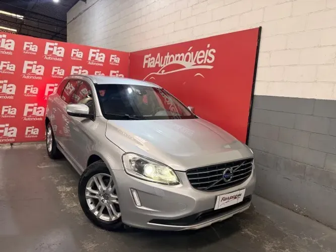Volvo XC 60 T-5 Momentum 2.0 245cv FWD 5P 2016