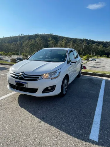 Citroen C4 Lounge Tendance 2.0 Flex 4P Aut. 2015