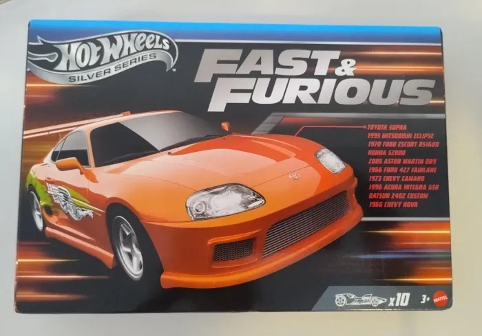 PAC HOT WHEELS VELOZES COM 10 MINIS NOVO