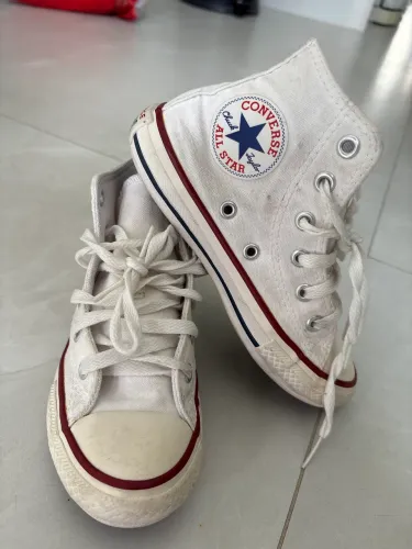 Tênis all star branco número 27 original.