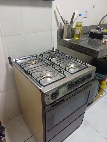 Fogão 4 bocas Usado